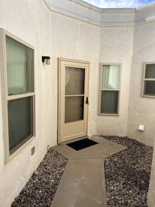 Townhouse, Two Car Garage, Fireplace Back Yard Лас-Крусес Экстерьер фото